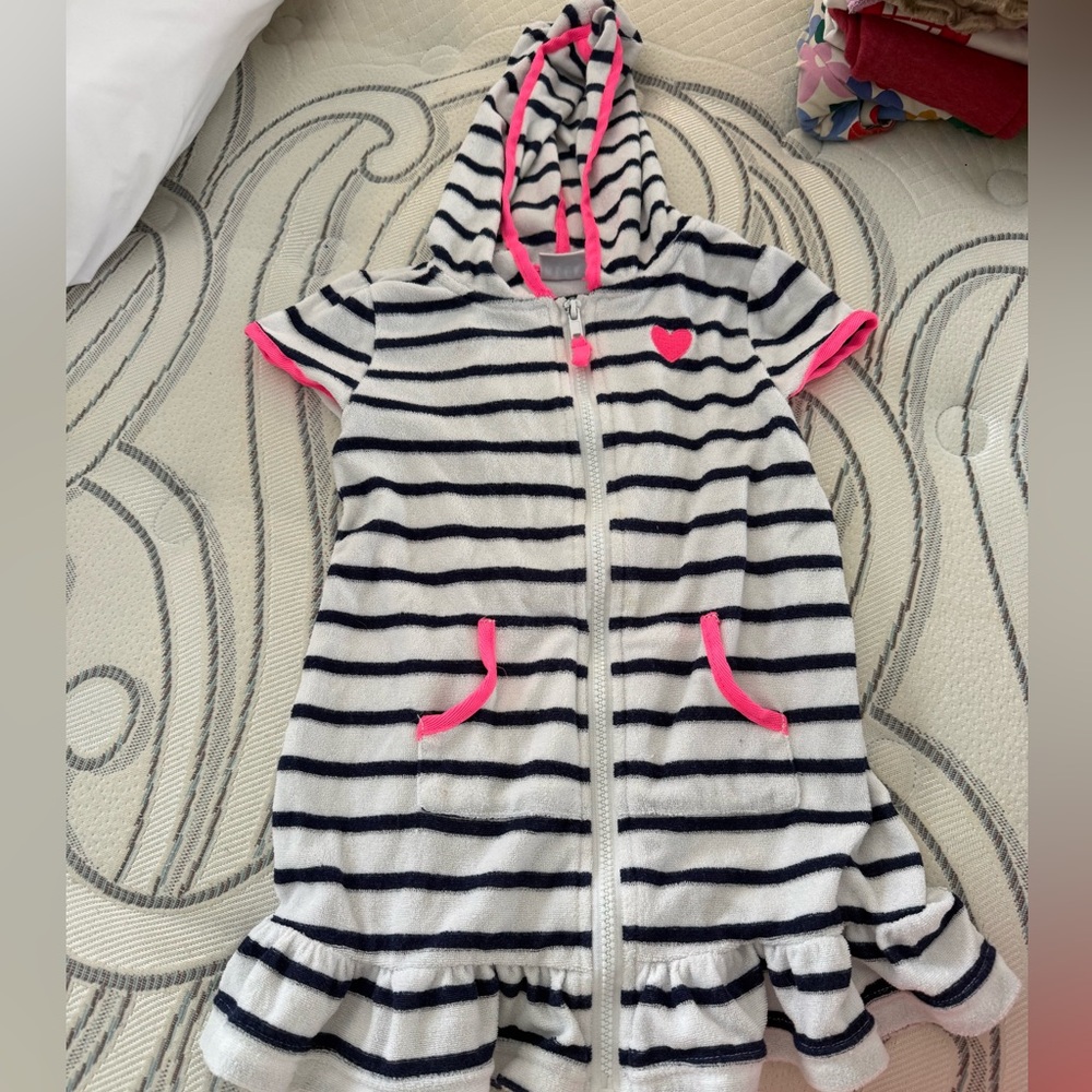Striped swim cover up size 4T